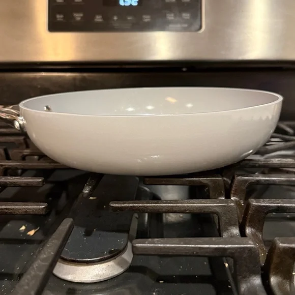 Caraway Home 10.5” Ceramic Fry Pan - Gray - Picture 3 of 9